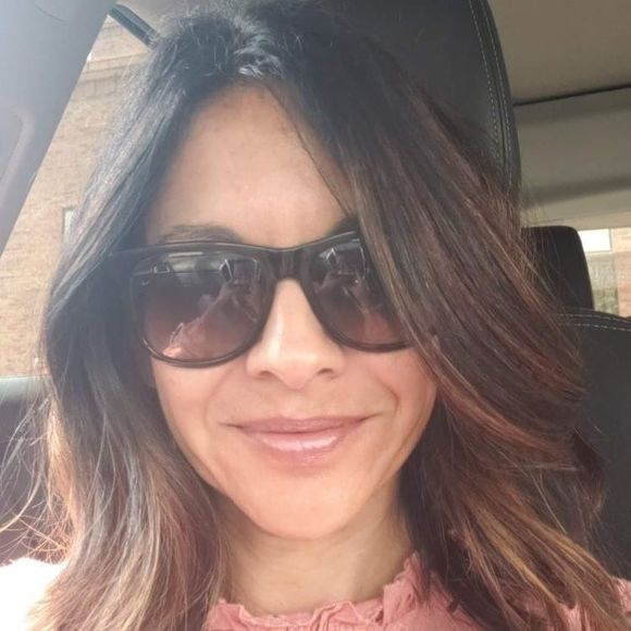 Meet your Posher, Elizabeth - Picture 1 of 1